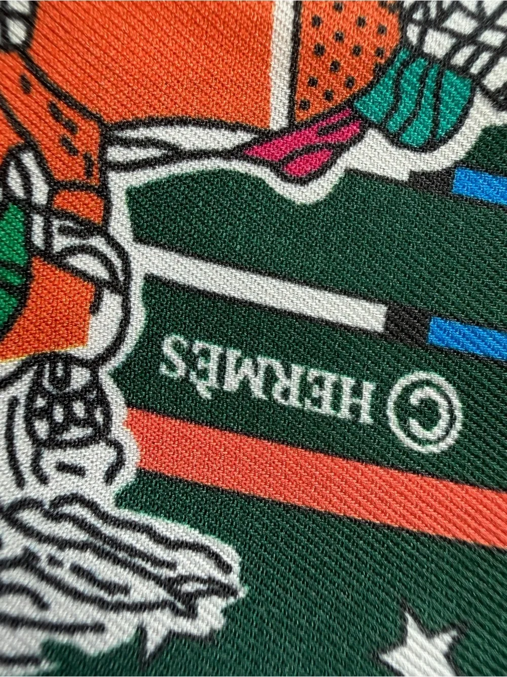 Hermès Pani La Shar Pawnee silk twilly scarf,